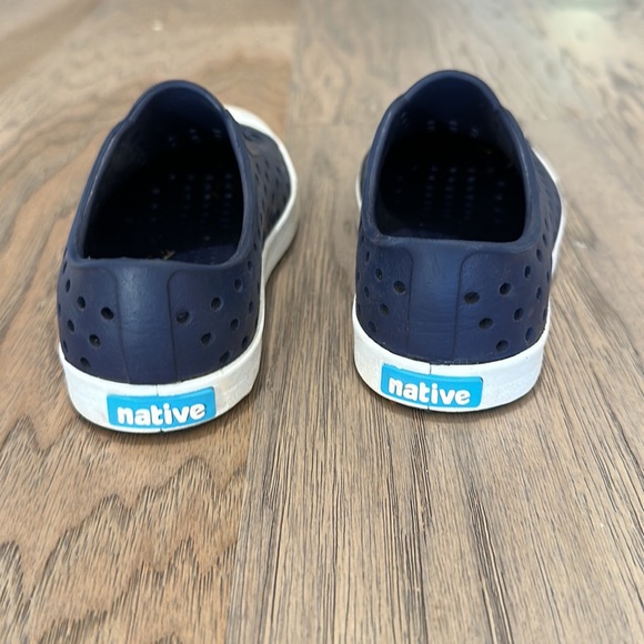 Native size 9 Navy - Picture 2 of 6